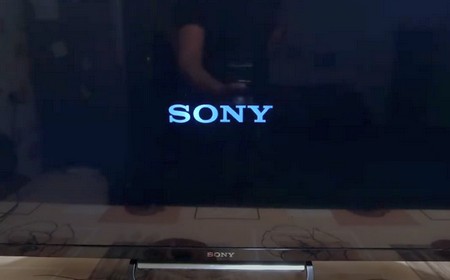 Телевизор Sony выключается